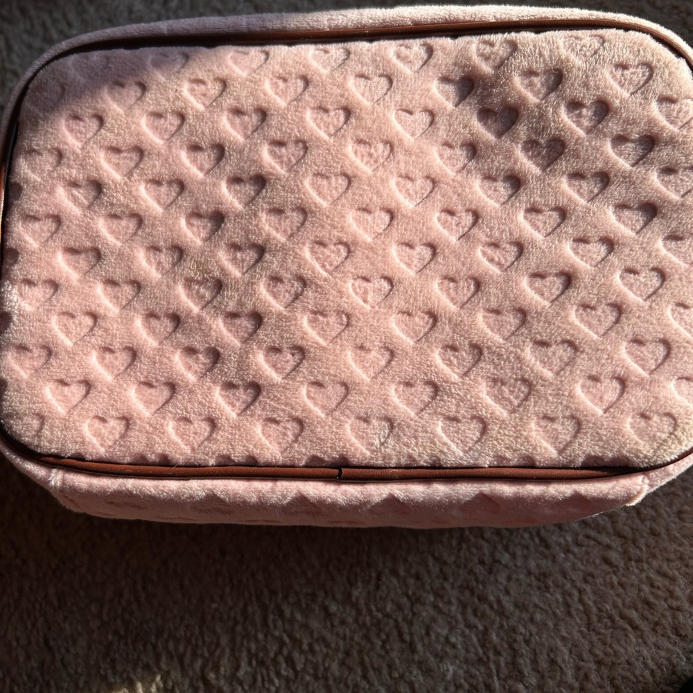 Juicy Couture cosmetic bag - Picture 2 of 10